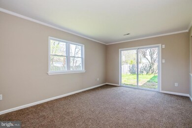 303 Mockingbird Ln, Swedesboro, NJ 08085 - photo 6