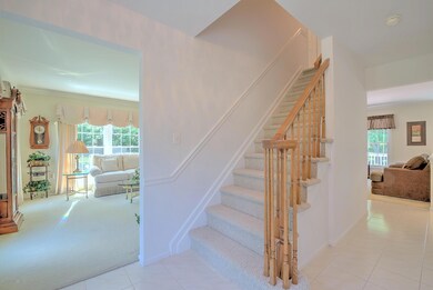 004_FOYER