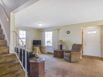 813 Pioneer Dr, North Tonawanda, NY 14120 - photo 4