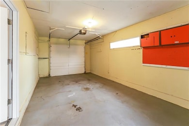 5833 N Lenox Ave, Kansas City, MO 64151 - photo 6