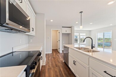 8765 SW 10th St, Blue Springs, MO 64064 - photo 6