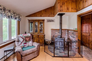 158 Dudley Rd, Oxford, MA 01540 - photo 5