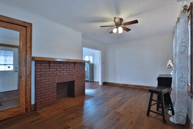 1325-E-Weber-06