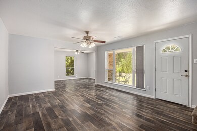 14706 Hermit Thrush Ln, Tomball, TX 77377 - photo 6