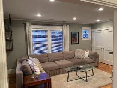 305 Webster St unit 202, Auburndale, MA 02466 - photo 4