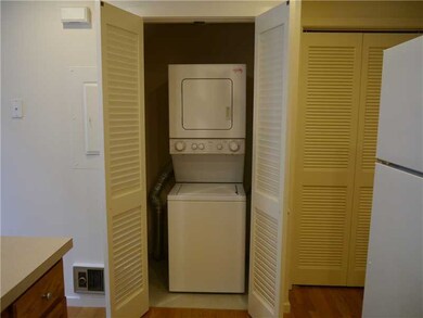 328 Pemberwick Rd unit 3, Greenwich, CT 06831 - photo 7