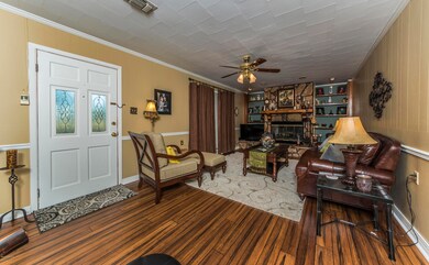 Living Room 1(2)