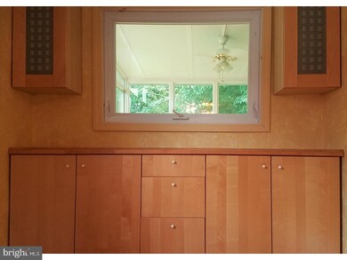 1821 Cricket Ln, Folcroft, PA 19032 - photo 6