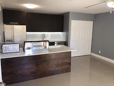 637 Executive Center Dr unit N107, West Palm Beach, FL 33401 - photo 3