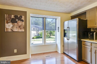 545 Bay Dale Ct, Arnold, MD 21012 - photo 4