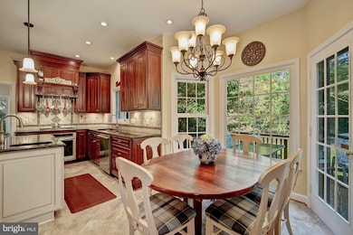 1013 Northwoods Trail, McLean, VA 22102 - photo 3