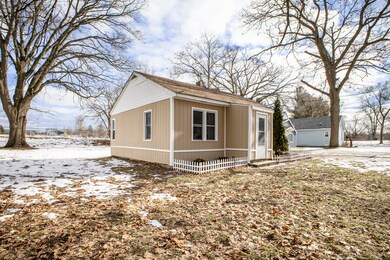 319 Alpine St, Wayland, MI 49348 - photo 4