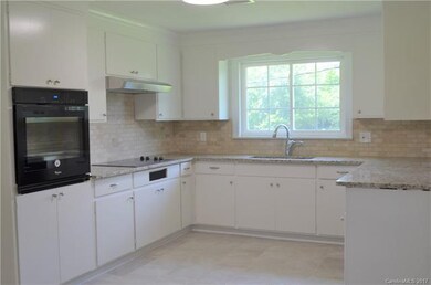 223 N Greenbriar Rd, Statesville, NC 28625 - photo 6