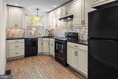 500 E Lancaster Ave unit 134B, Wayne, PA 19087 - photo 3