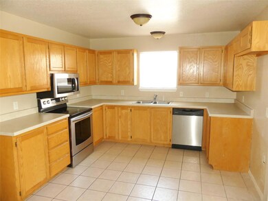 4405 Bobbie Ann Dr, Granbury, TX 76049 - photo 3