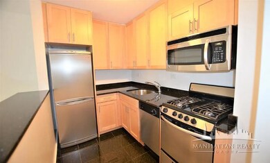 333 E 49th St unit 3M, New York, NY 10017 - photo 3