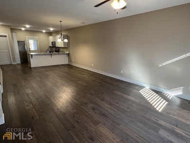 860 S Harkness St unit G, Jackson, GA 30233 - photo 2