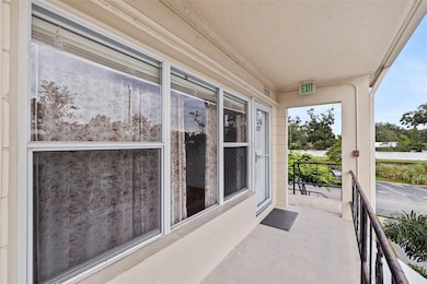 4154 56th St N unit 820, Kenneth City, FL 33709 - photo 6