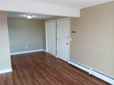 Entry to /Dining Area/Living room