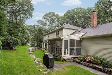 6 Onondaga Ln, Medfield, MA 02052 - photo 5