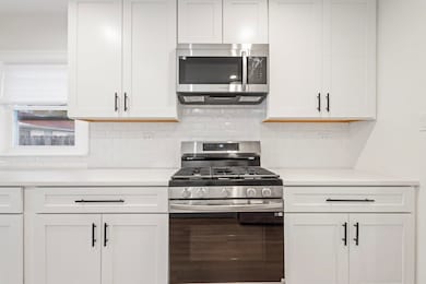 8330 45th St, Lyons, IL 60534 - photo 6