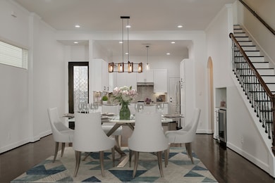 VIRTUALLY STAGED PHOTO