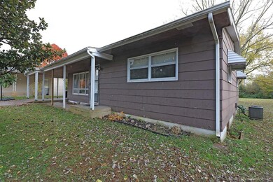 314 Aldergate St, Farmington, MO 63640 - photo 4