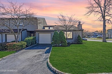 152 Penn Ct unit 133, Matawan, NJ 07747 - photo 5