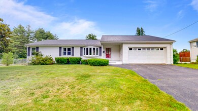 54 Brooks Ave, Lewiston, ME 04240 - photo 3