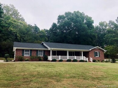 204 Heritage Rd, Statesville, NC 28625 - photo 2