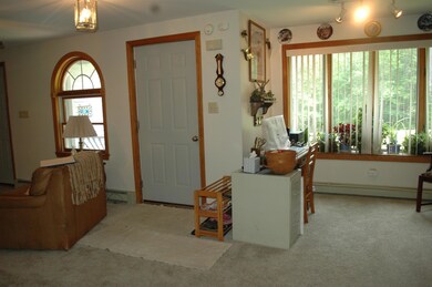 886 Middlesex Rd, Topsham, ME 04086 - photo 4