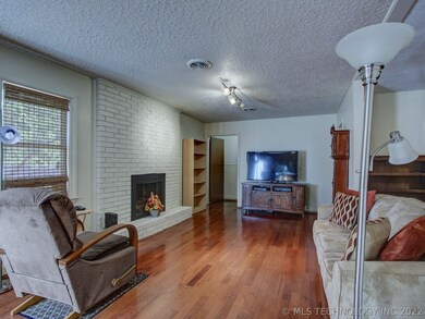 713 Brentwood Dr, Tahlequah, OK 74464 - photo 7