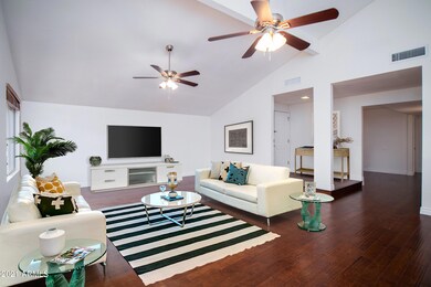006Living Room-2