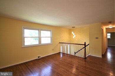 820 Gettysburg Dr, Lansdale, PA 19446 - photo 4