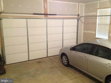 37 Maplewood Dr, Stafford, VA 22554 - photo 5