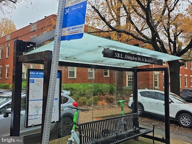 1407 E Abingdon Dr unit 1, Alexandria, VA 22314 - photo 4