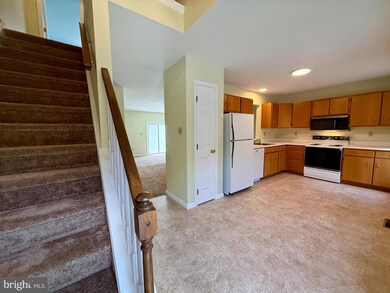 2814 Kingston Dr, Sinking Spring, PA 19608 - photo 6