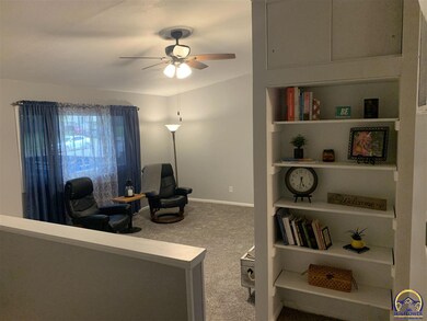 3218 SW Twilight Dr, Topeka, KS 66614 - photo 5