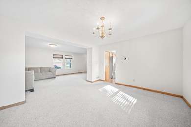 30-web-or-mls-A7402235