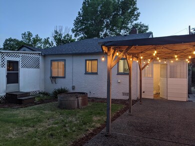 1437 NW Hawthorne Ave, Grants Pass, OR 97526 - photo 2