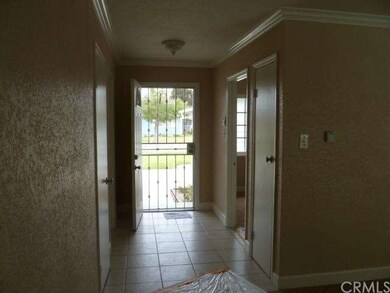 CERAMIC TILE ENTRY