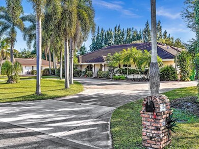 4300 SW 77th Ave, Davie, FL 33328 - photo 2