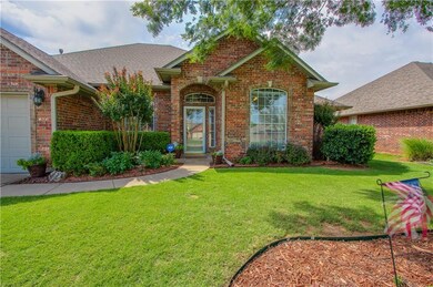2500 Auburn Ct, Edmond, OK 73012 - photo 2