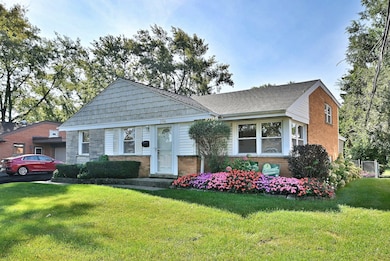 396 E Park Ave, Elmhurst, IL 60126 - photo 2