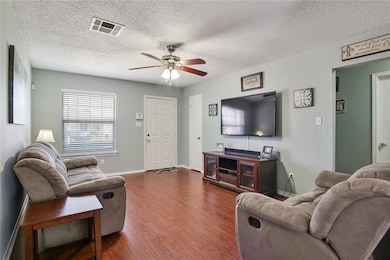 2732 Bayou Des Cannes Dr, Marrero, LA 70072 - photo 4