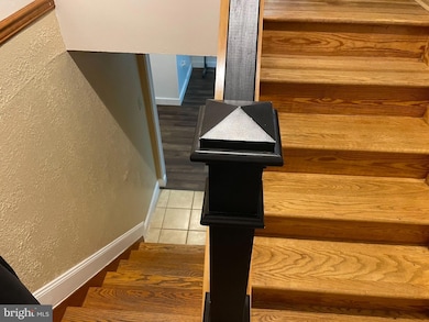 270 Canary Cir, York, PA 17404 - photo 3