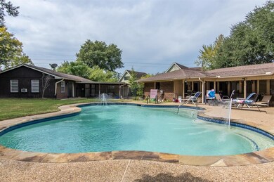 31102 Stella Ln unit A, Tomball, TX 77375 - photo 2