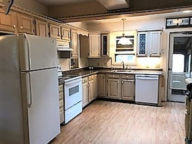 61 Red Spring Rd, Andover, MA 01810 - photo 7