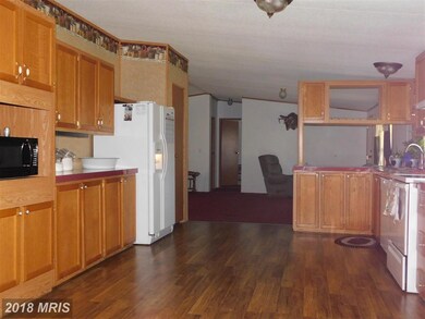 179 Warrior Dr, Bunker Hill, WV 25413 - photo 7