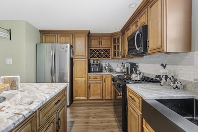 506 Snell St, Fall River, MA 02721 - photo 4